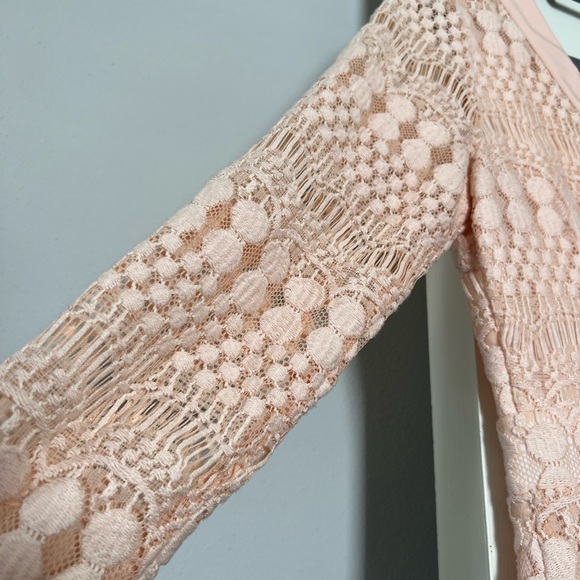 Floral Lace 3/4 Sleeve Dress - Picture 3 of 4